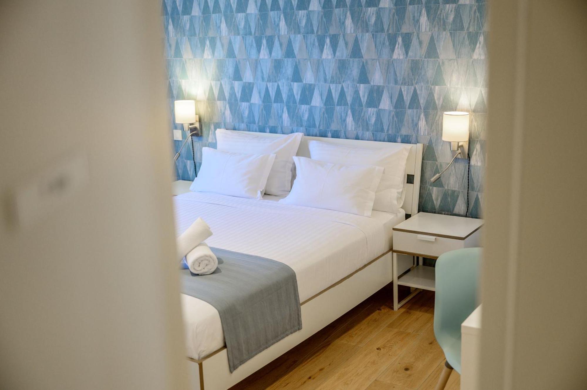 Wind Rose Split Hotel Bagian luar foto
