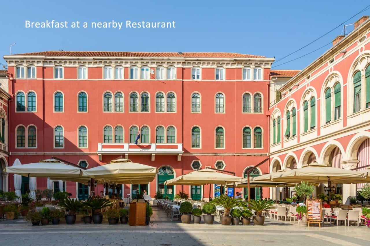 Wind Rose Split Hotel Bagian luar foto